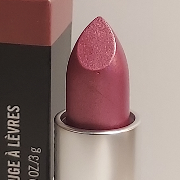 MAC Frost Lipstick *PLUM DANDY* - Picture 4 of 5